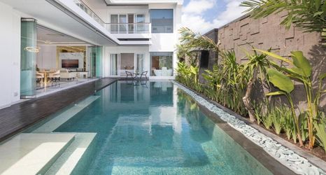 Others 2 Villa Louis Legian
