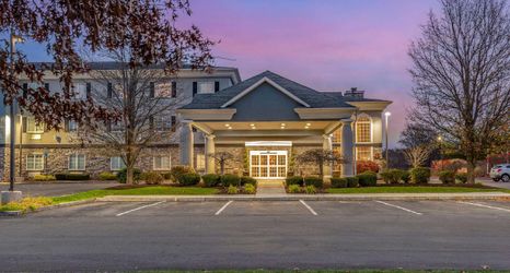 Others 2 Comfort Inn & Suites