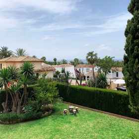 Villa Nabrisa Marbella 1, Hotel Alcaucín