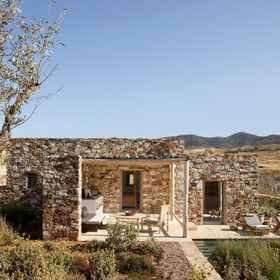 The Rooster | Wellness & Lifestyle Resort Antiparos 1, Hotel Psaraliki Beach