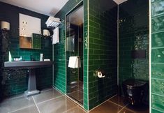 Others 5 Zeno Suites Hotel