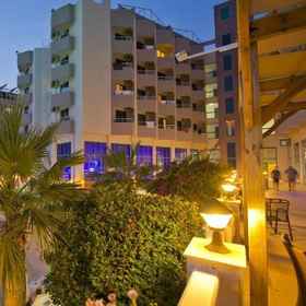 Pyxis Point Hotel Alanya1 , 飯店阿拉拉巴扎