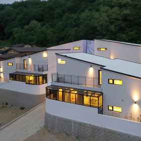 Hotel Main Pic 1 Andong the Stunning Pool Villa, Hotel Puskesmas Waryong