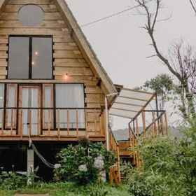 Hotel Main Pic 1 Satha villa, Tuk Bimo Lukar Hotels