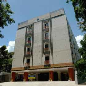 Hotel Main Pic 1 DParagon Jakarta Timur, ALFAMART PISANGAN BARU UTARA Hotels