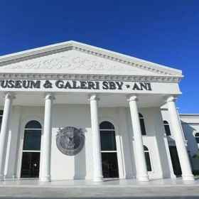 Hotel Main Pic 1 RINA Guest House Pacitan, Pacitan Hotels