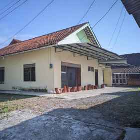 Hotel Main Pic 1 Arsbey Homestay Syariah, Majaksingi Hotels