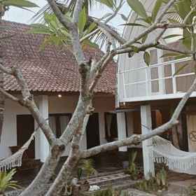 Hotel Main Pic 1 Medewi good vibes surf&stay, Lapangan Munduk Kendung Hotels