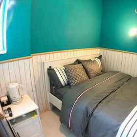 Mingdu Business Hotel1、民宿香港