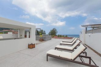 Others 4 The Palms Kamala