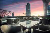 Bar, Cafe and Lounge Manhattan Hotel Jakarta