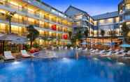 Swimming Pool 2 Ramada Encore by Wyndham Bali Seminyak