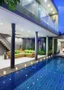 SWIMMING_POOL Villa Sandhya