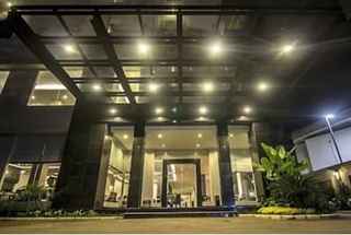 Diradja Hotel, Rp 410.000