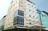 ภายนอกอาคาร 4 d'primahotel WTC Mangga Dua