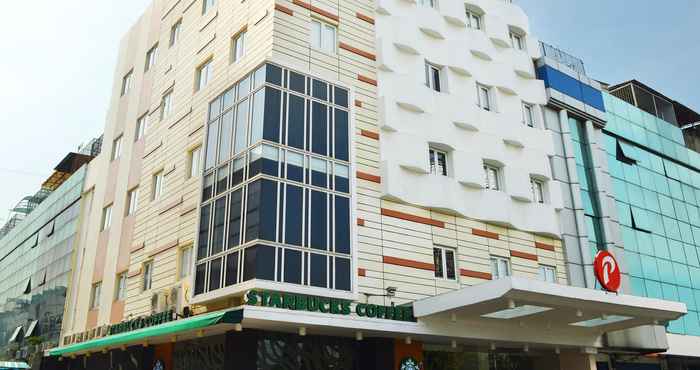 Exterior d'primahotel WTC Mangga Dua