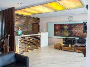 Lobby 4 d'primahotel WTC Mangga Dua