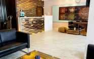 Lobby 2 d'primahotel WTC Mangga Dua