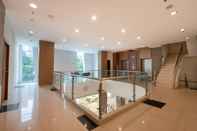 Ruang Umum Hotel 88 Grogol Jakarta By WH