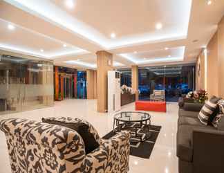 Lobi 2 The Gloria Suites Grogol, Jakarta 