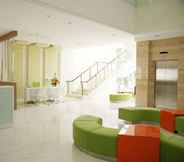 Lobby 6 Everbright Hotel Surabaya