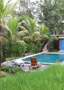 SWIMMING_POOL Biyukukung Suites & Spa