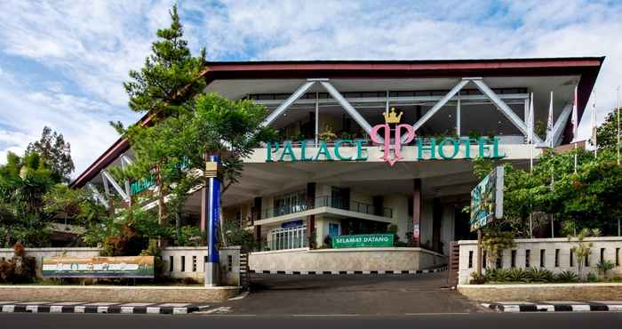 ภายนอกอาคาร Palace Hotel Cipanas