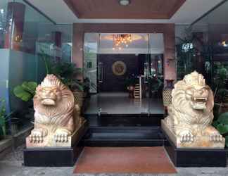 Exterior 2 Helios Hotel Malang