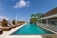 Swimming Pool PrimeBiz Hotel Kuta