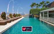 Swimming Pool 2 PrimeBiz Hotel Kuta