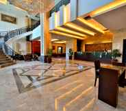 Lobby 2 Gino Feruci Kebon Jati by KAGUM Hotels