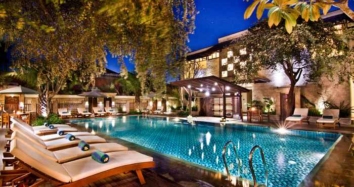 สระว่ายน้ำ BEST WESTERN Kuta Villa