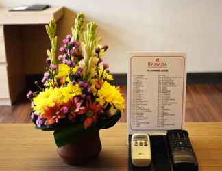 Lobi 2 Ramada by Wyndham Bali Sunset Road Kuta