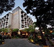 Exterior 2 Amaroossa Bandung