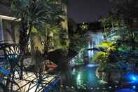 Swimming Pool Amaroossa Bandung