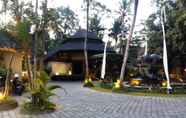 Exterior 5 Gino Feruci Villa Ubud by KAGUM Hotels