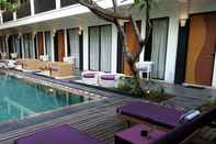 Swimming Pool Serela Kuta by KAGUM Hotels