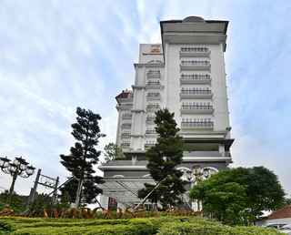 Amaroossa Royal Hotel Bogor, Rp 781.250