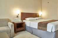 Bedroom Triniti Hotel Gajah Mada