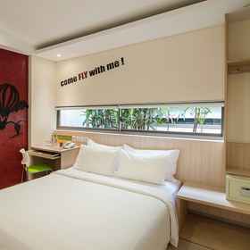 Bedroom 1 Grandmas Plus Hotel - Legian, Kuta Hotels