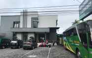 Lobi 3 Tirta Kencana Hotel & Garden Resto