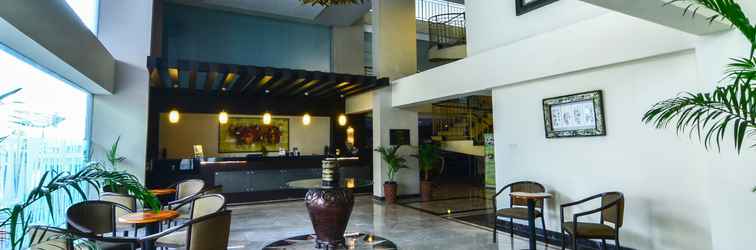 Lobby Losari Roxy Hotel Jakarta