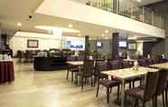 Restoran 4 Losari Roxy Hotel Jakarta