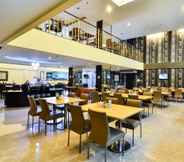 Restaurant 7 Losari Roxy Hotel Jakarta