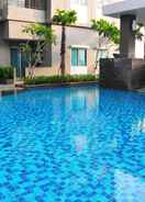 SWIMMING_POOL Capital O 1748 Thamrin Condotel