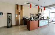 Sảnh chờ 5 Capital O 1748 Thamrin Condotel