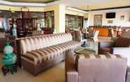 Lobby 4 Losari Beach Inn Makassar