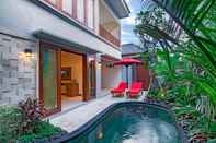 Swimming Pool The Widyas Bali Villa