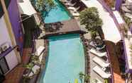 สระว่ายน้ำ 3 Kuta Central Park Hotel