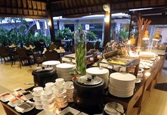 Restaurant 4 Kuta Central Park Hotel